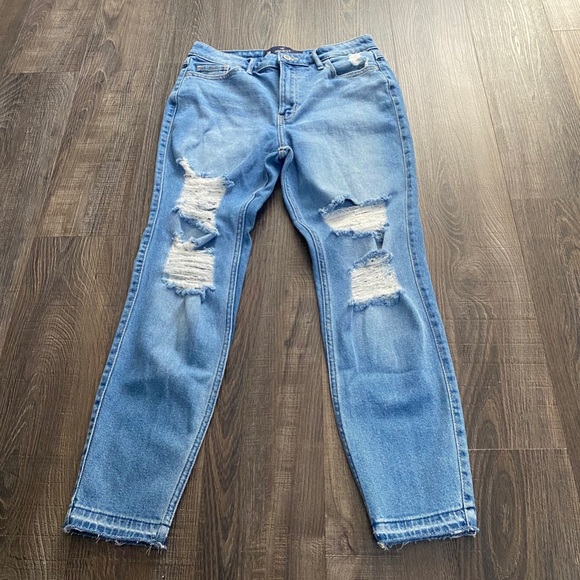 Hollister Denim - Hollister High Rise Jeans, Size 5